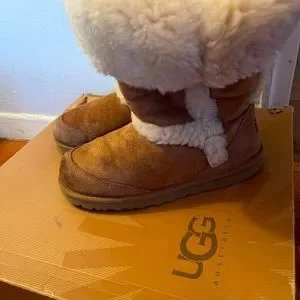 UGG | Shoes | Uggs Size 859 In Women | Poshmark
